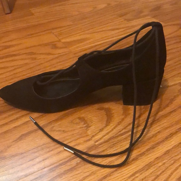 Lace up heels - Picture 2 of 3